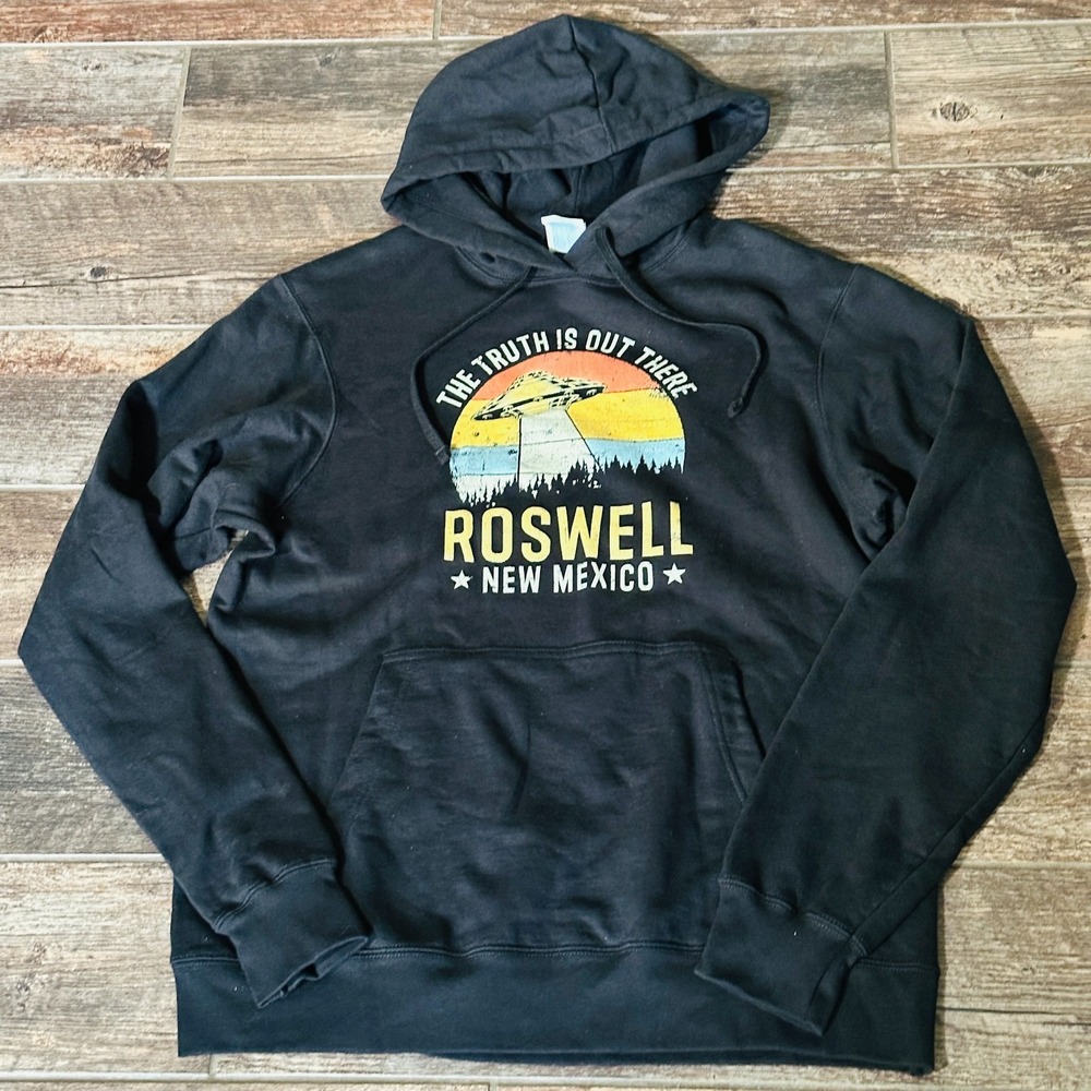 Roswell New Mexico The Truth Is Out There - Black Hoodie Medium - Aliens